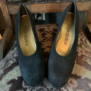 Yves Saint Laurent suede pumps